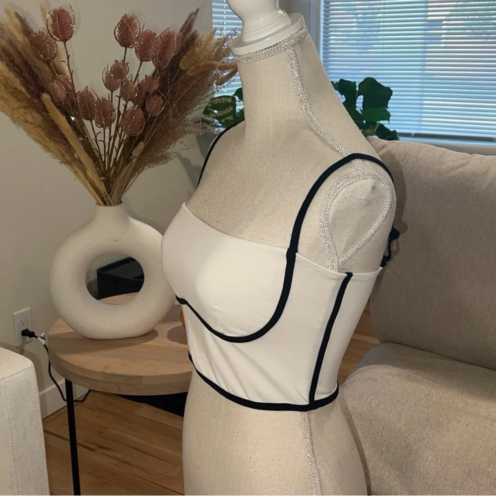 🆕ALO YOGA Airbrush Streamlined Bra Tank